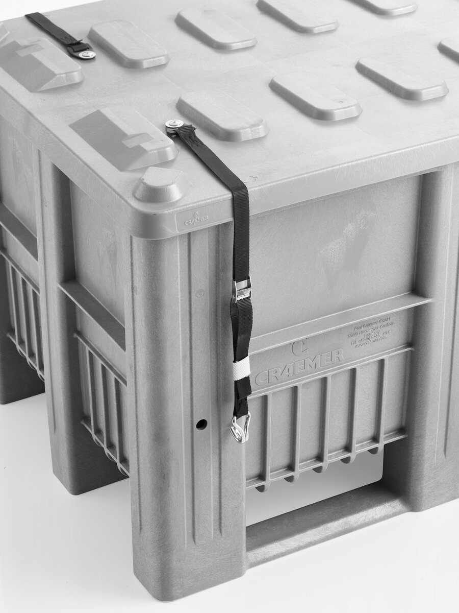 CB1 UN-Box Detail loose straps