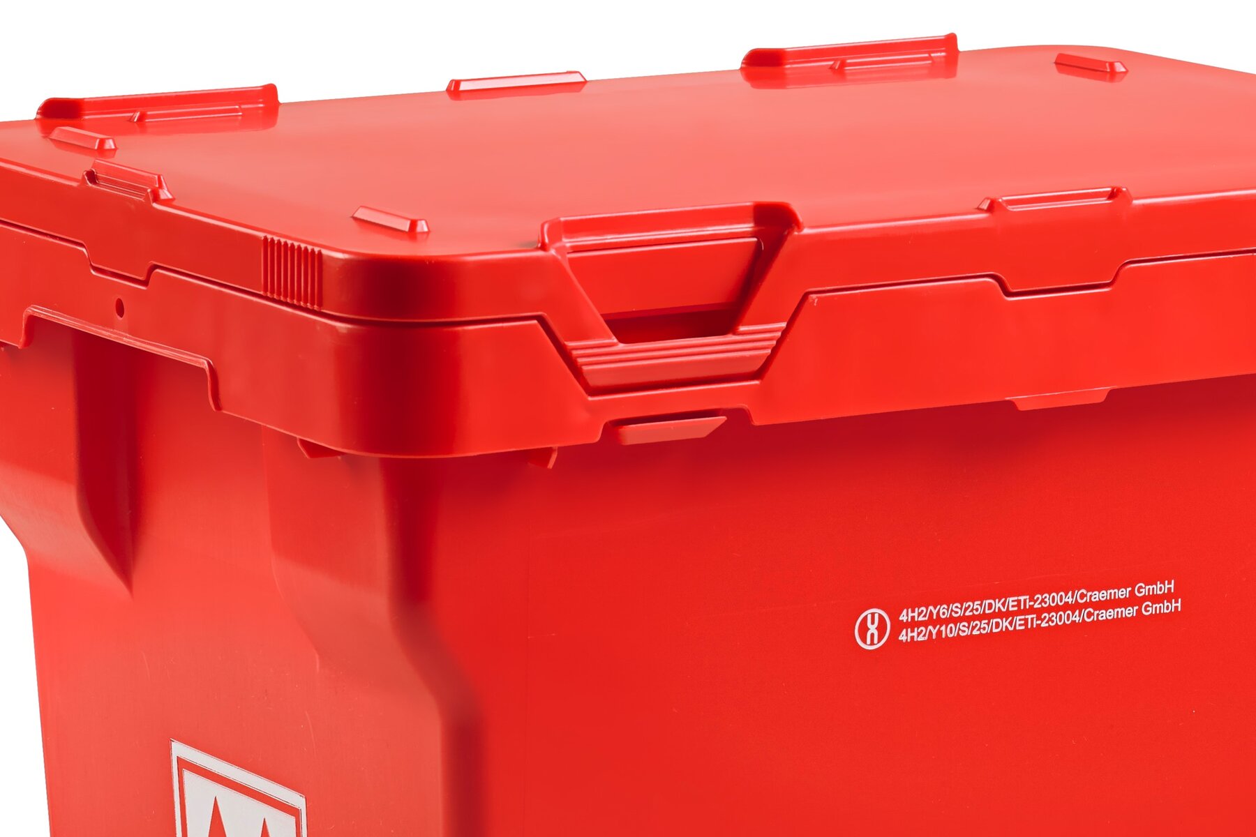 UN Box 22l red lid detail