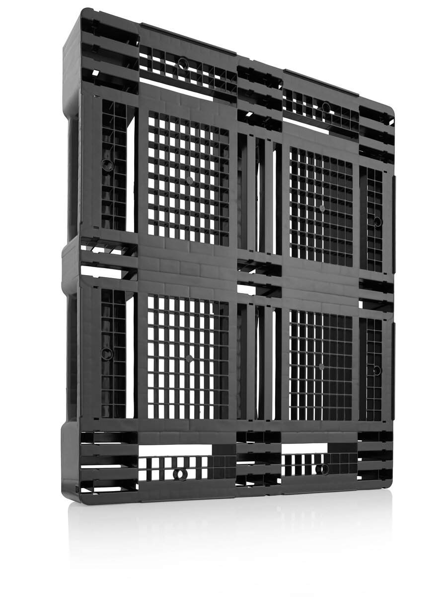 D3 7mm black UK version standing front