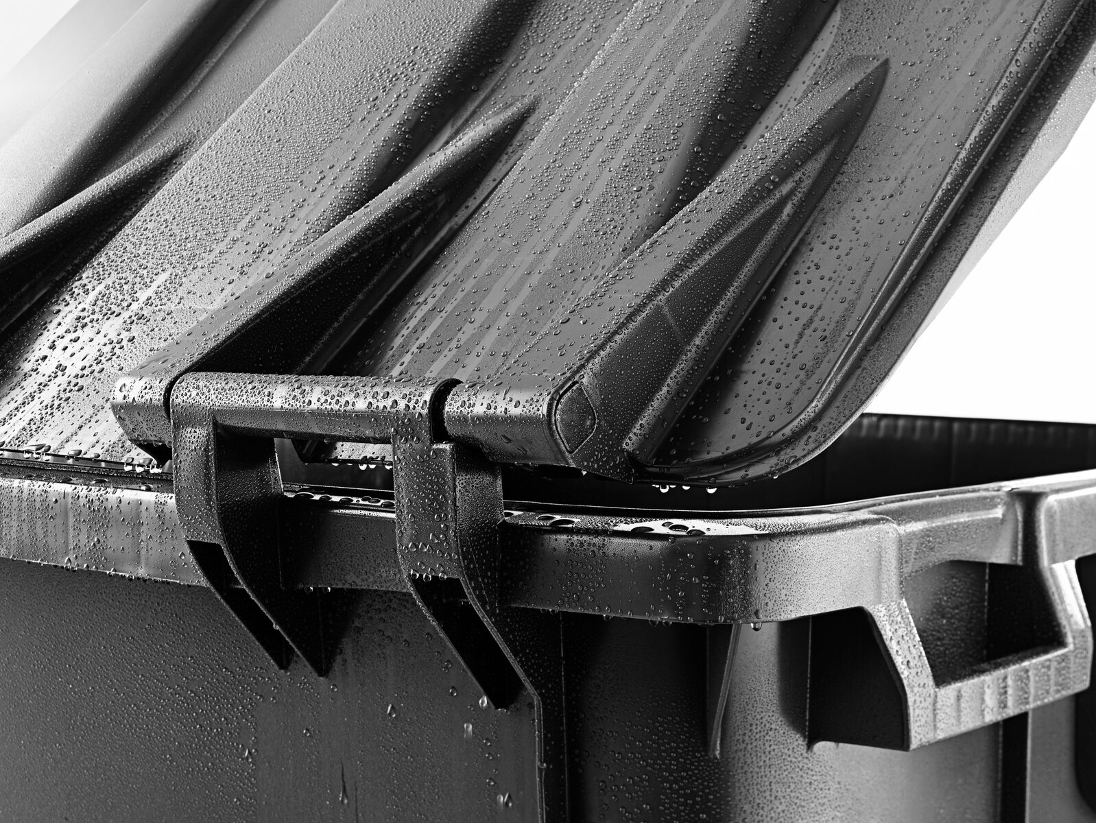 MGBneo4 1100 Litre wet lid