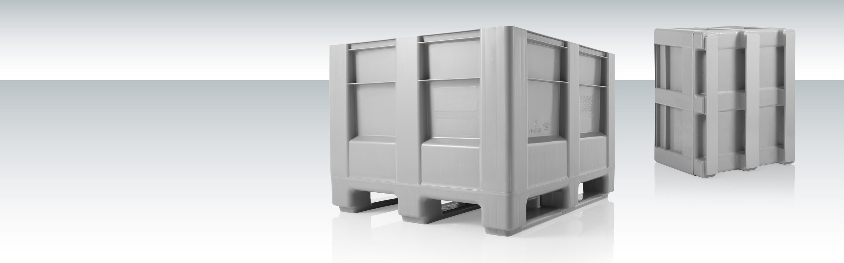 HB3 Pallet box standing and a HB3 Box from below, grey background