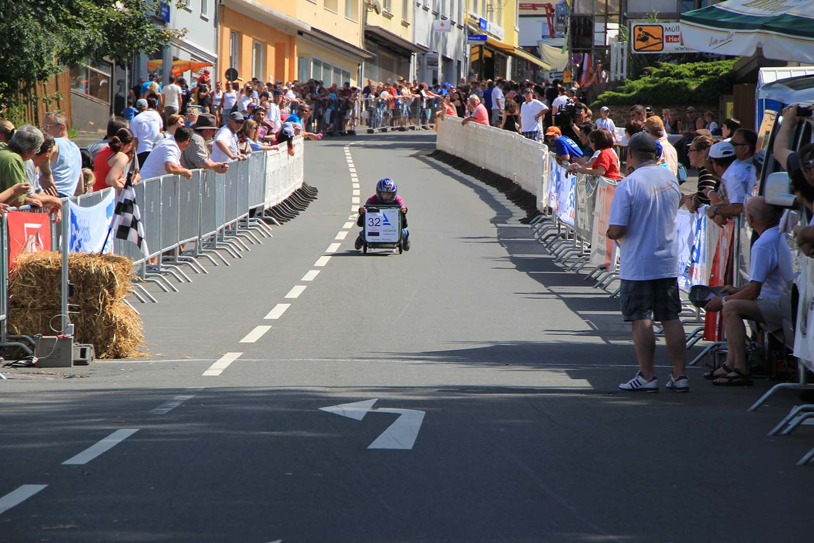 Piste der Mülltonnen WM 2012 mit Zuschauern