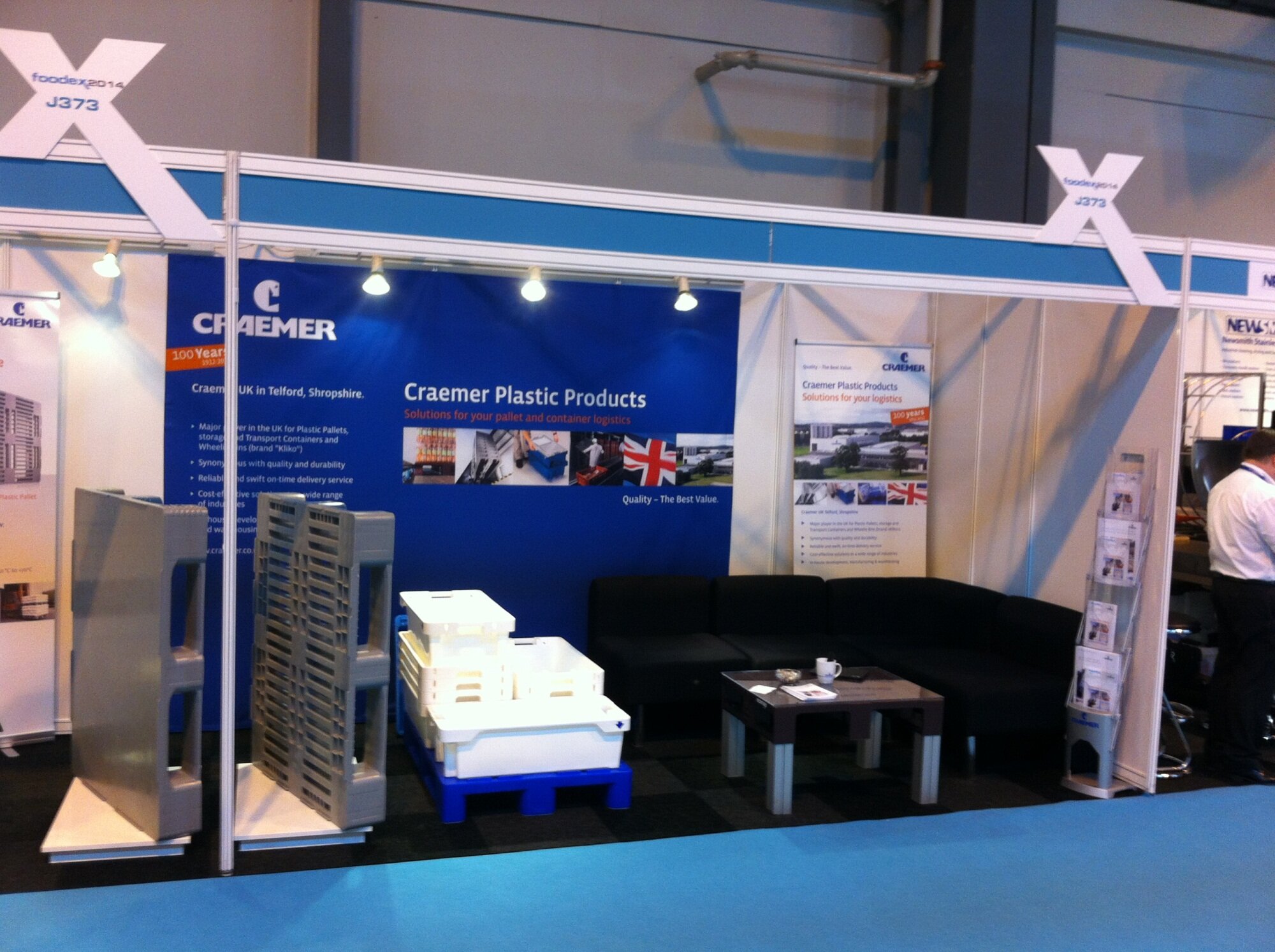 Exhibitions stand with plastic pallets 2014