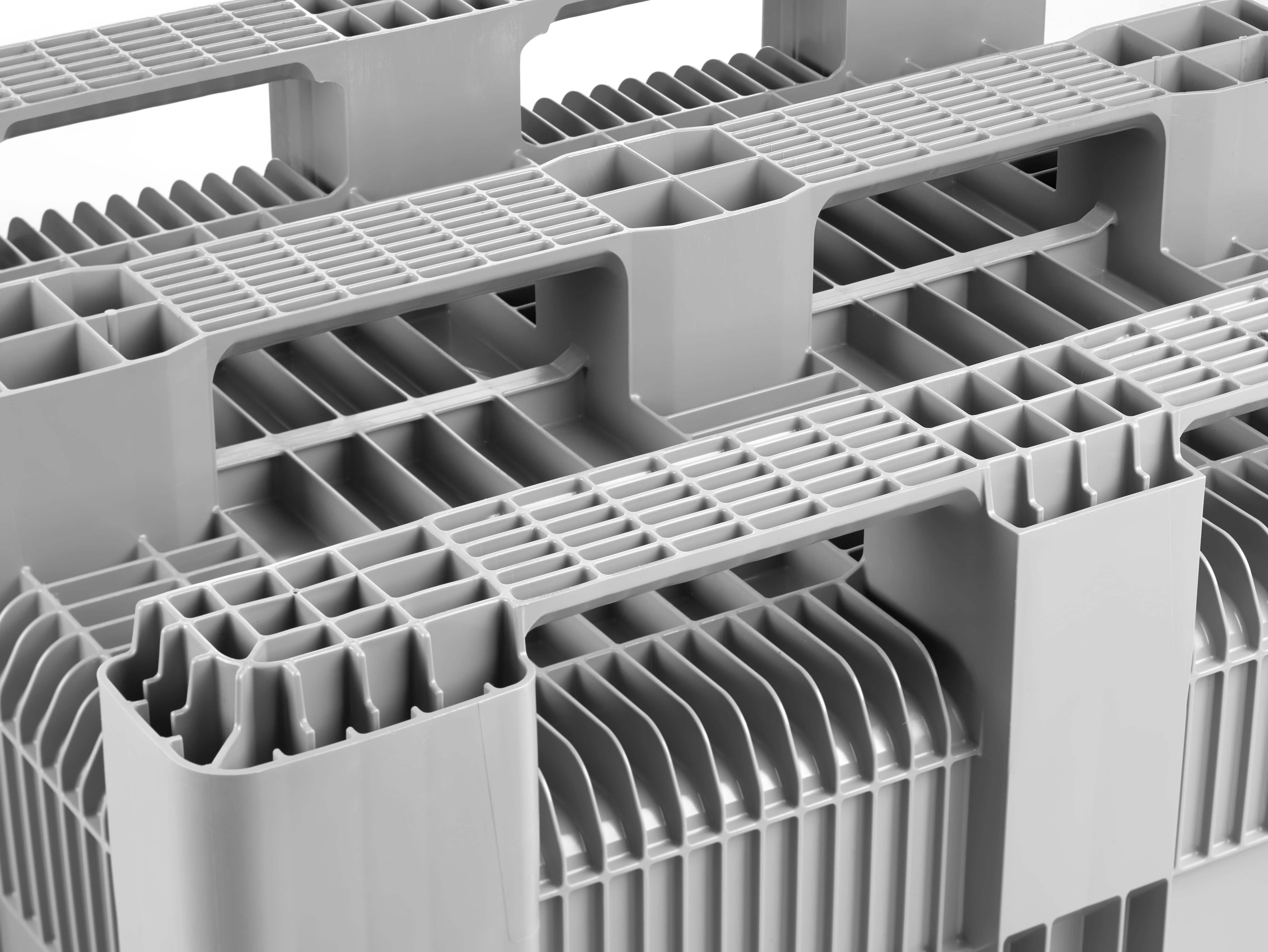 Extremely Durable: The SB3 Pallet Box