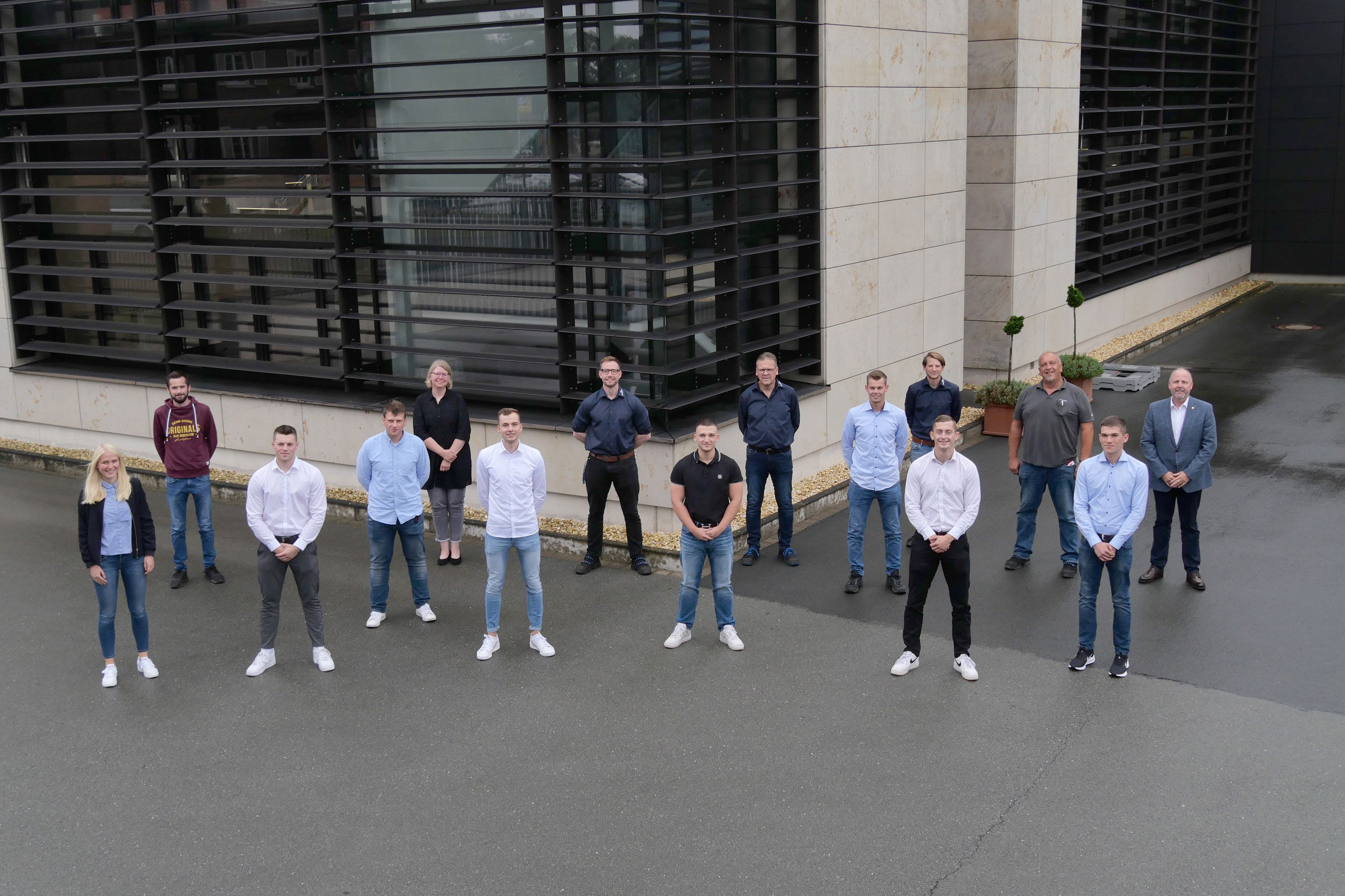 Gruppenfoto Absolventen 2021