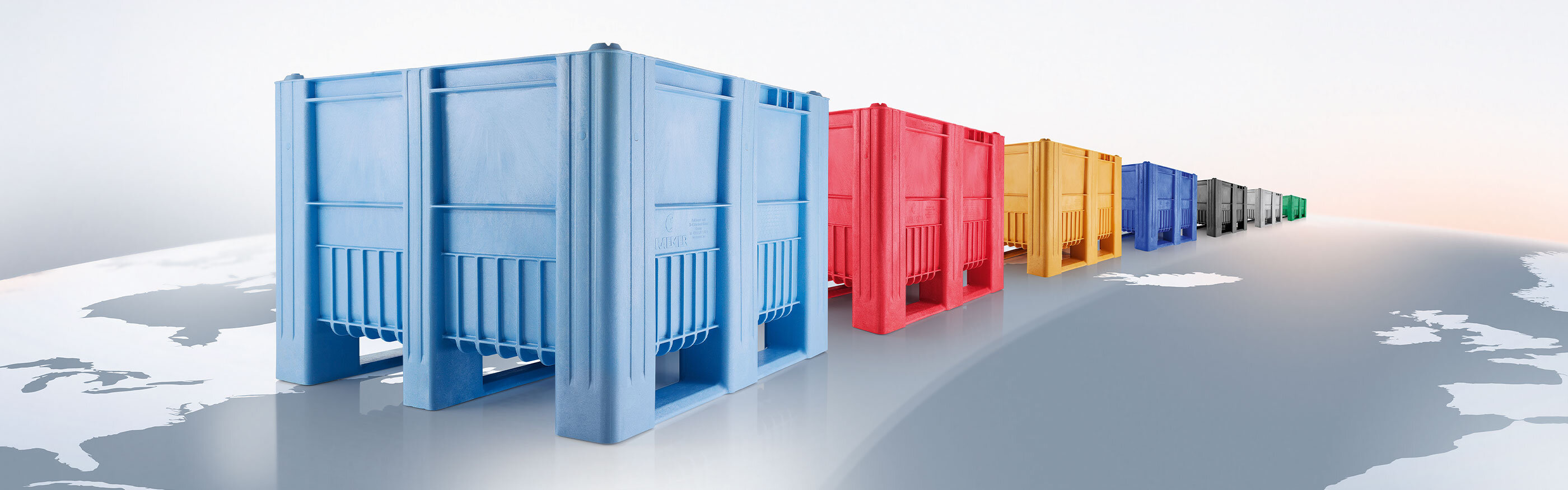 Palet boxes de distintos colores alineadas en un globo terráqueo