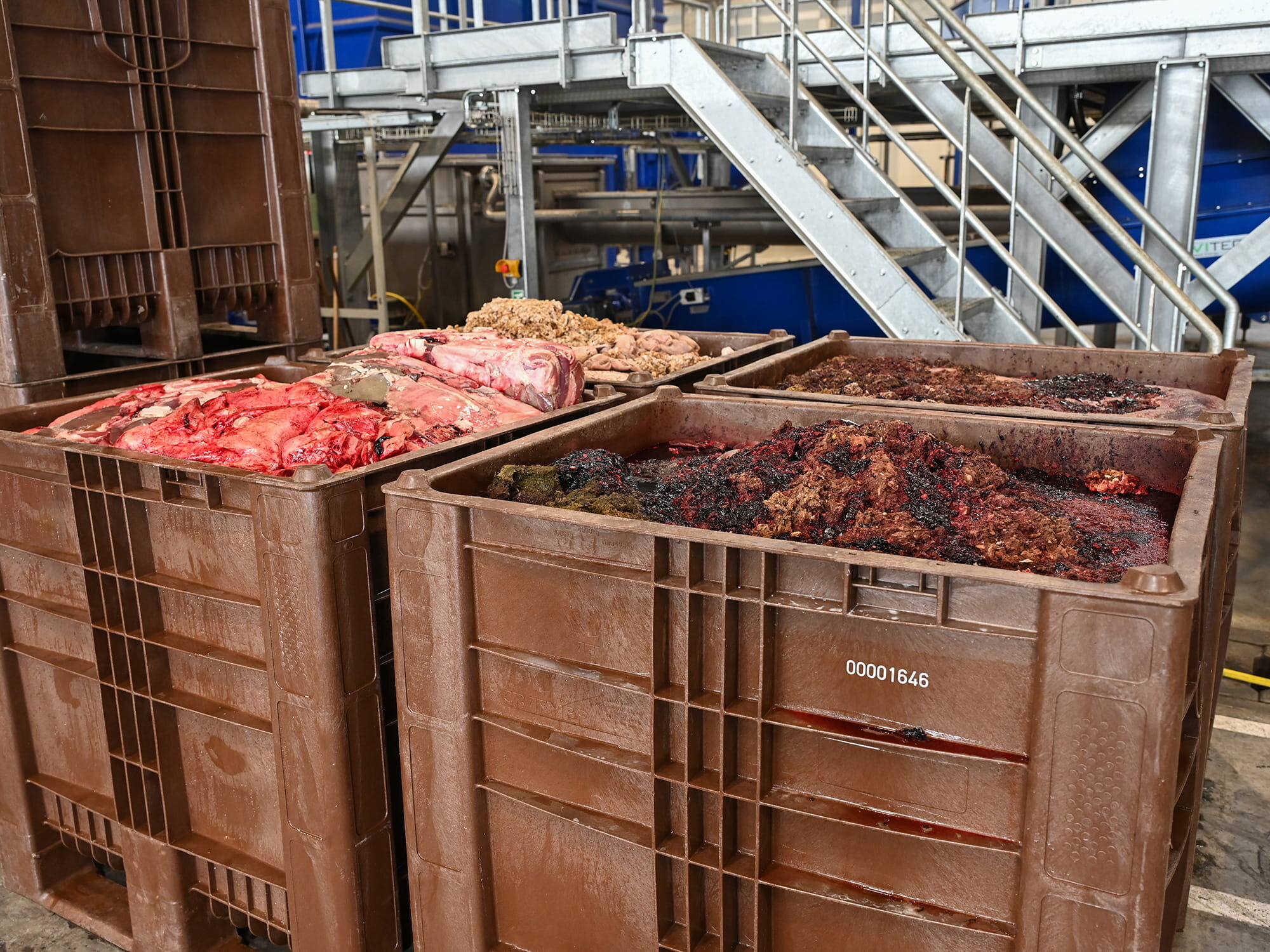 Biodegradable waste in four CB3 High pallet boxes